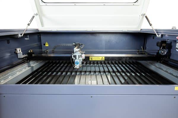 MQ1390C Coupeur laser en plastique en bois métal Combi CO2 haute puissance à l'intérieur