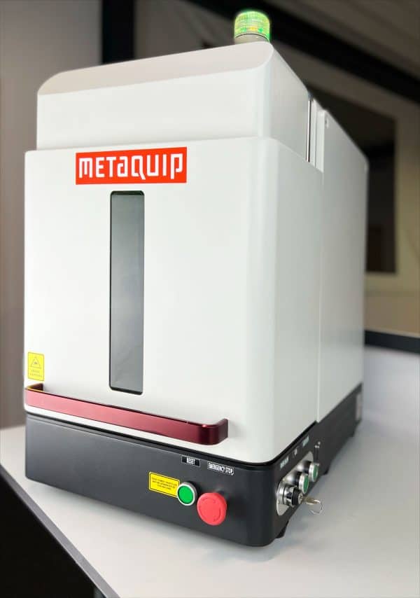 Machine de gravure laser fibre de bureau fermée – Image 4