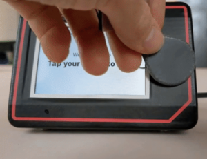 Accès machine laser par utilisateur avec carte RFID